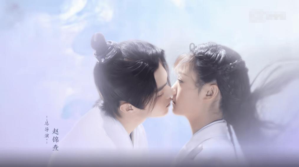 杭州姑娘一夜醒来被满地物资震撼，这些物资来自于哪里？游戏画面